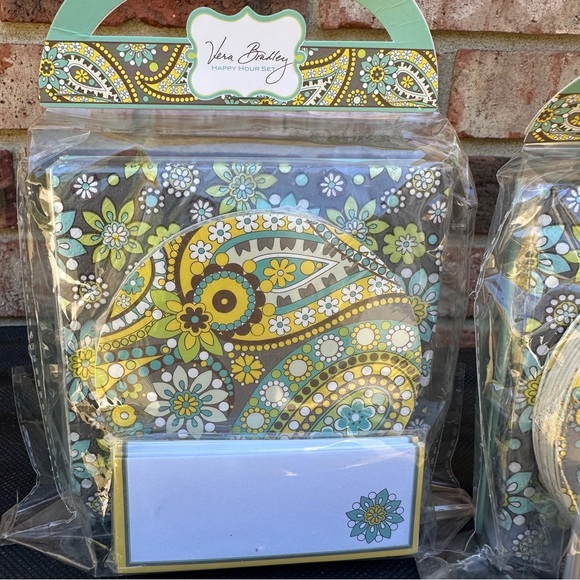 Vera Bradley 2 Happy Hour Sets Lemon Parfait New Napkins Coasters Place-cards - Picture 2 of 6